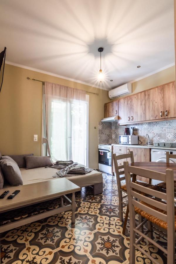 Goutadika Apartment Limenas  Bagian luar foto